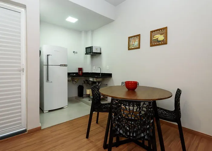Apartamento Decorado A 200M Da Praia | Nsc 782/407